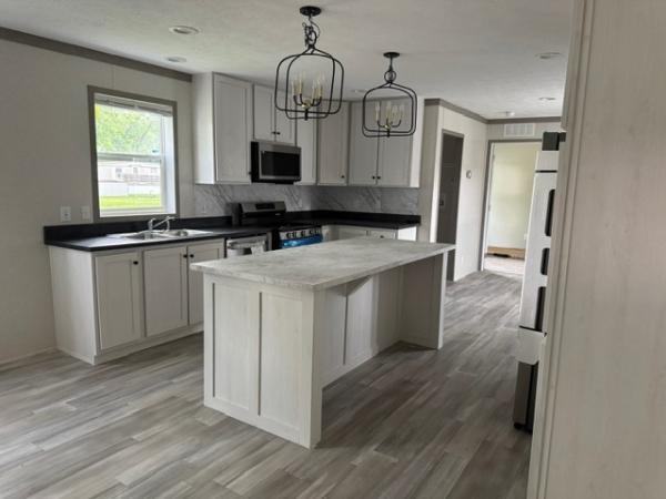 2025 Clayton Mobile Home