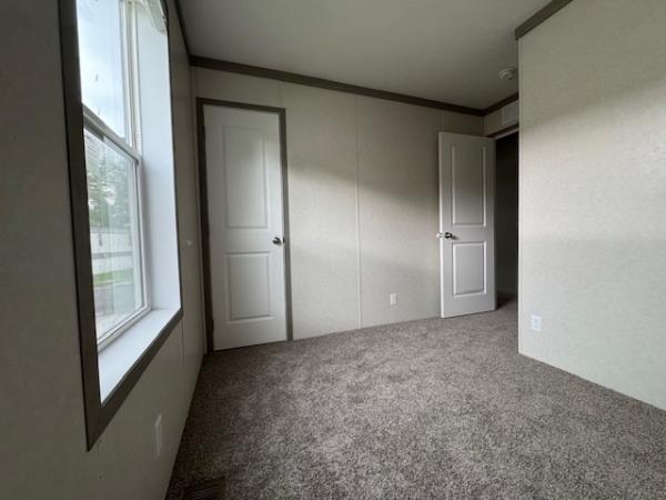 2025 Clayton Mobile Home