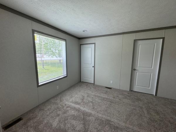 2025 Clayton Mobile Home
