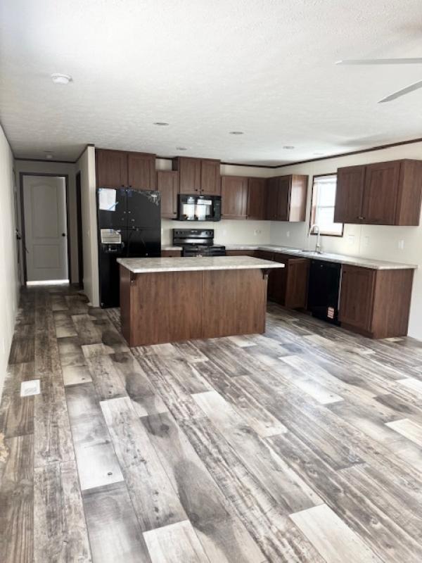 2025 Mobile Home