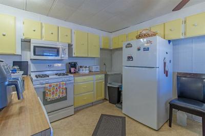 Photo 4 of 19 of home located at 2627 S. Lamb Blvd. Las Vegas, NV 89121