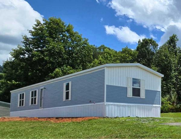 2025 Clayton Maynardville Classic 76' Manufactured Home