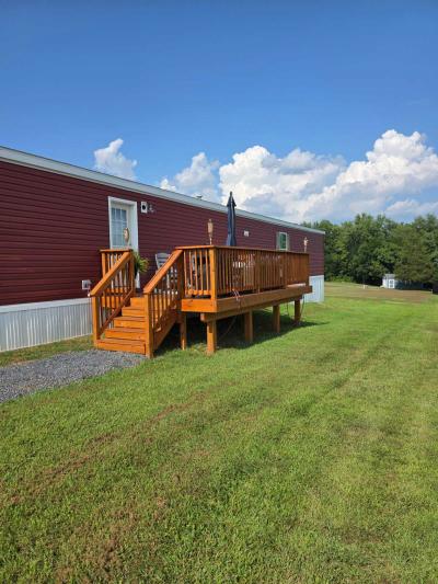 Photo 4 of 17 of home located at 29 Zieglers Path Falling Waters, WV 25419