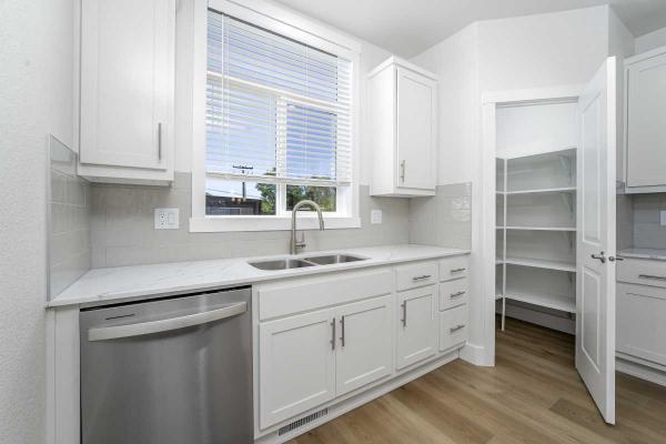 2025 Skyline C2 H202B Manufactured Home