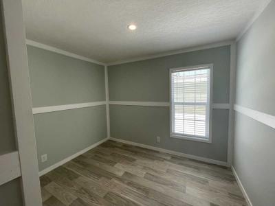 Photo 5 of 10 of home located at 11500 SW Kanner Hwy Indiantown, FL 34956