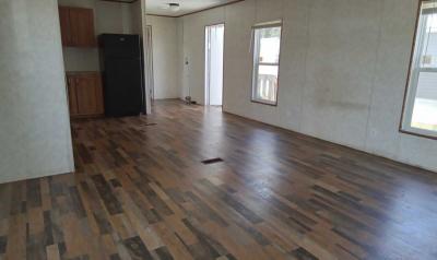 Photo 4 of 8 of home located at 335 SE Balboa Dr. #114 Madison, FL 32340