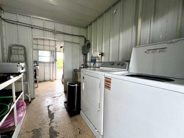 1979 SCHU Manufactured Home