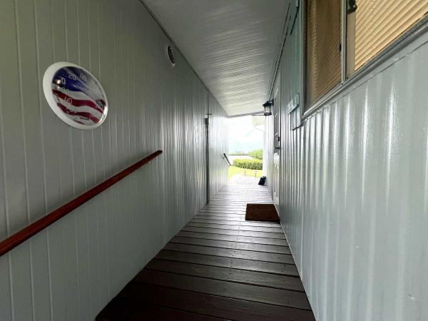 1979 SCHU Manufactured Home