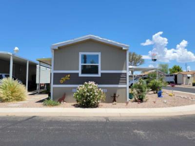 Photo 2 of 11 of home located at 8401 South Kolb Road Tucson, AZ 85756