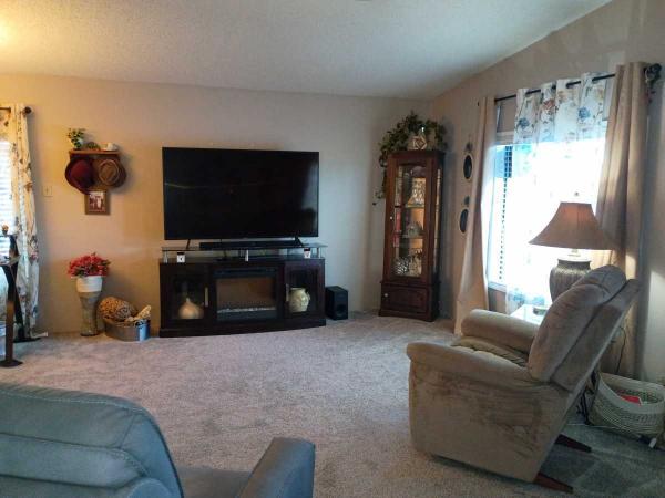 1987 Kaufman Manufactured Home