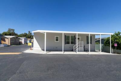 Photo 3 of 29 of home located at 3909 Reche Rd. #2 Fallbrook, CA 92028