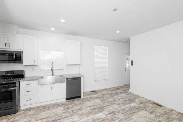 2024 Clayton HRR16442A Manufactured Home
