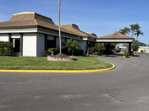 1985 Fleetwood Homes of Florida Radco Manufactured Home