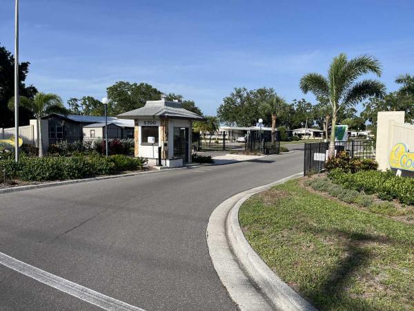 1985 Fleetwood Homes of Florida Radco Manufactured Home