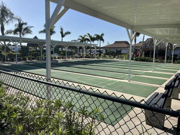 1985 Fleetwood Homes of Florida Radco Manufactured Home