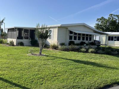 Photo 2 of 45 of home located at 5700 Bayshore Road Palmetto, FL 34221