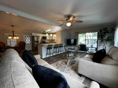 Photo 2 of 8 of home located at 450 Laurewood Lane Naples, FL 34112