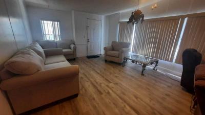 Photo 2 of 7 of home located at 454 Laurelwood Lane Naples, FL 34112