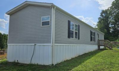 Mobile Home at 84 Crappie Hollow Ln Taylorsville, NC 28681