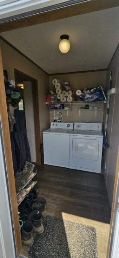 Photo 10 of 13 of home located at 84 Crappie Hollow Ln Taylorsville, NC 28681