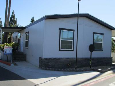 Photo 2 of 19 of home located at 25000 Hawkbryn Ave Newhall, CA 91321