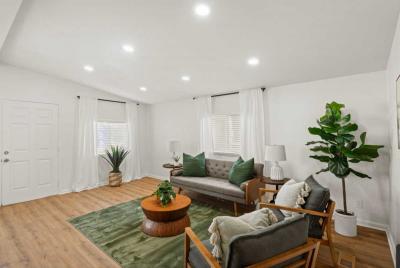 Photo 4 of 20 of home located at 21851 Newland St. #270 Huntington Beach, CA 92646