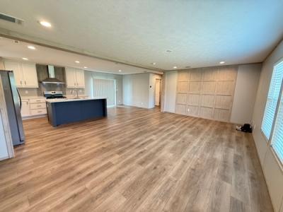 Photo 2 of 17 of home located at 7020 County Road 5913-10 Cleveland, TX 77327
