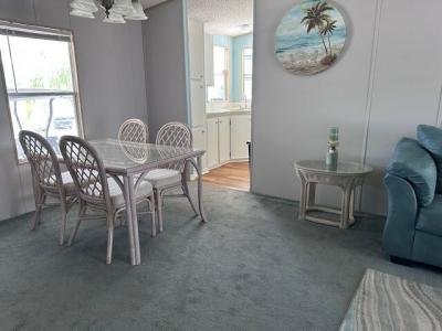 Photo 5 of 15 of home located at 412 Fountain View Court Debary, FL 32713
