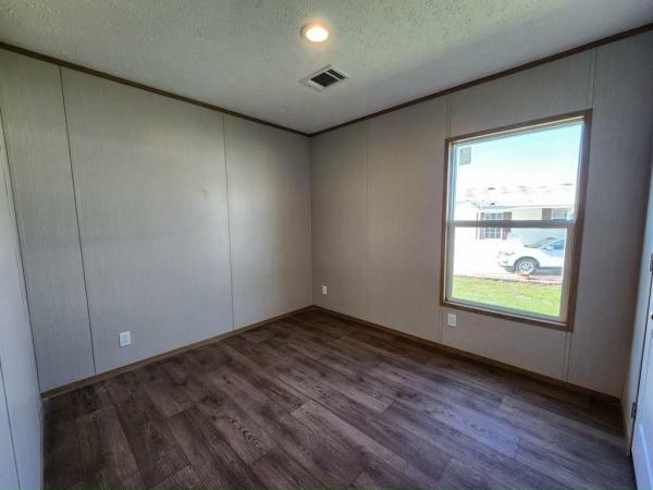 2022 Clayton - Waycross Pinecrest Mobile Home