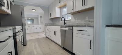 Photo 5 of 19 of home located at 5523 R.d. Avenue Orlando, FL 32822