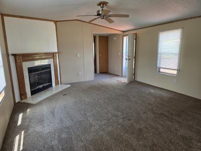 Photo 4 of 11 of home located at 255 W Heather Ct Highland, MI 48357