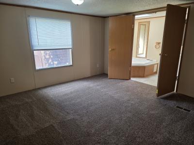 Photo 5 of 11 of home located at 255 W Heather Ct Highland, MI 48357