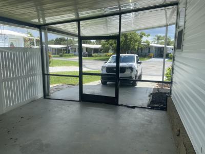 Photo 2 of 26 of home located at 5958 Ramsgate Terrace Lot 176 Sarasota, FL 34233