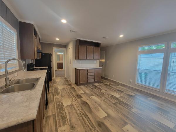 2020 American Homestar Corp Metro Mobile Home