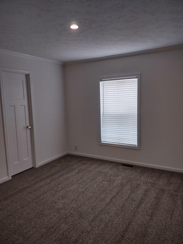2025 Skyline 297
 22SPC16763AH13  Home