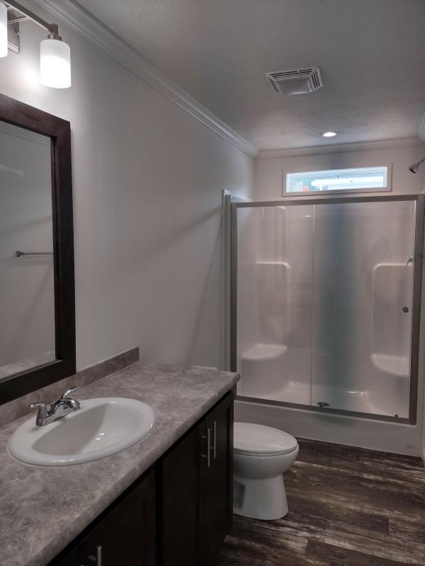 2025 Skyline 297
 22SPC16763AH13  Home