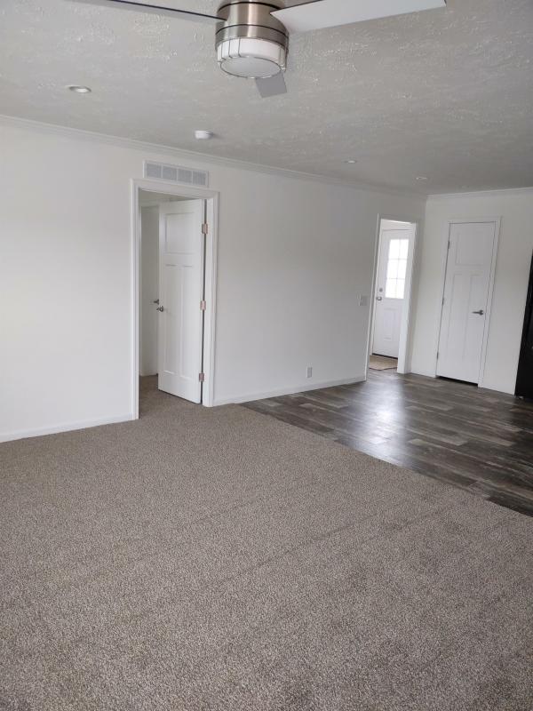 2025 Skyline 297
 22SPC16763AH13  Home