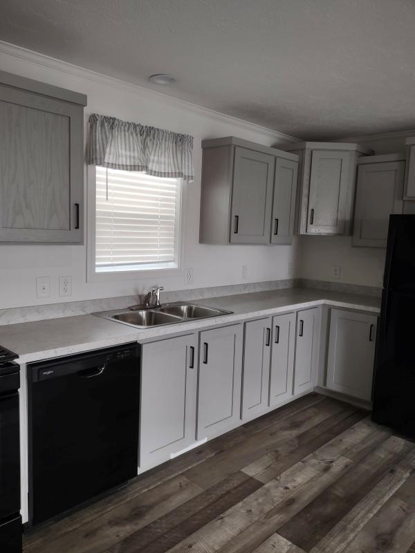 2025 Colony 357 22SPC16763AH13  Home