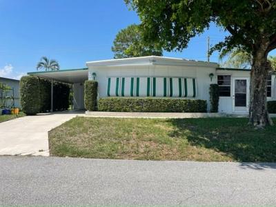 Photo 3 of 20 of home located at 4285 First Court Lantana, FL 33462