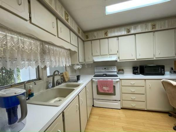 1980 IMPE HS Mobile Home