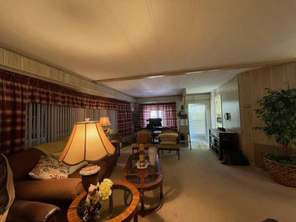 1980 IMPE HS Mobile Home
