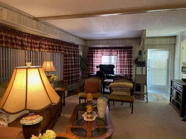1980 IMPE HS Mobile Home