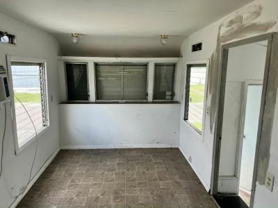 Photo 2 of 6 of home located at 147 Southland Court Avon Park, FL 33825