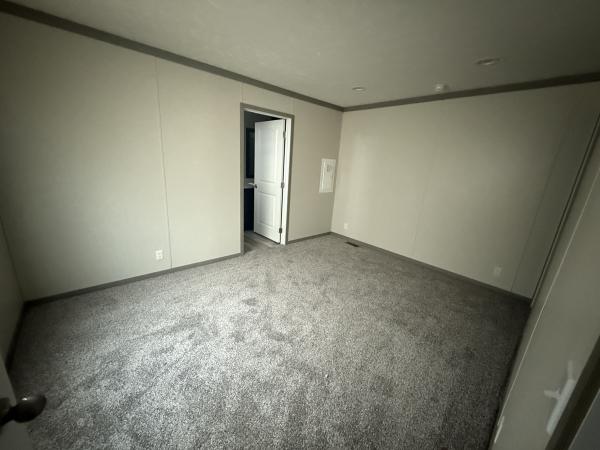 2025 Clayton 96PLH16663 Mobile Home