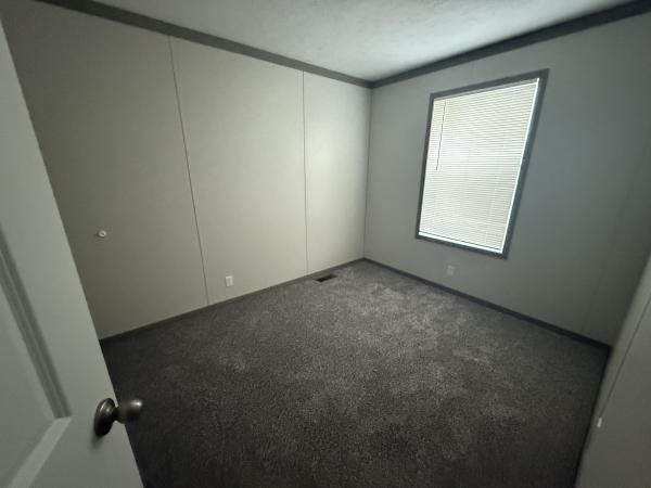 2025 Clayton 96PLH16663 Mobile Home