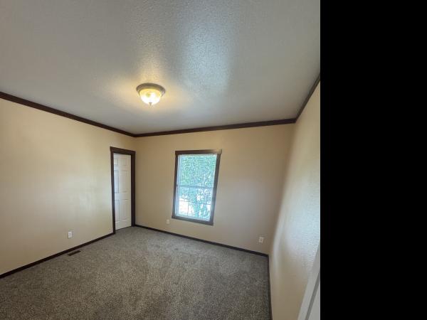 2015 Clayton 32SUN28523 Mobile Home