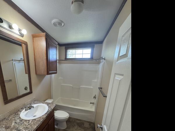 2015 Clayton 32SUN28523 Mobile Home