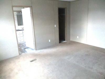 Photo 4 of 6 of home located at 576 Bandera St. San Marcos, TX 78666