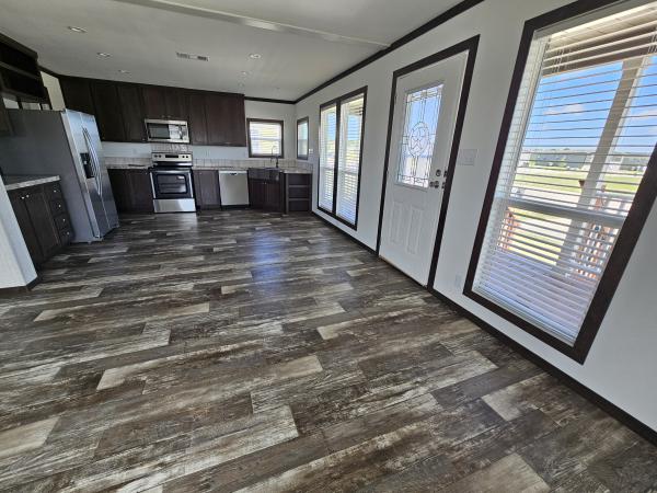 2024 Champion CSD2842J2842H32329 Mobile Home