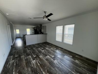 Photo 2 of 9 of home located at 565 Split Rail Parkway Kyle, TX 78640